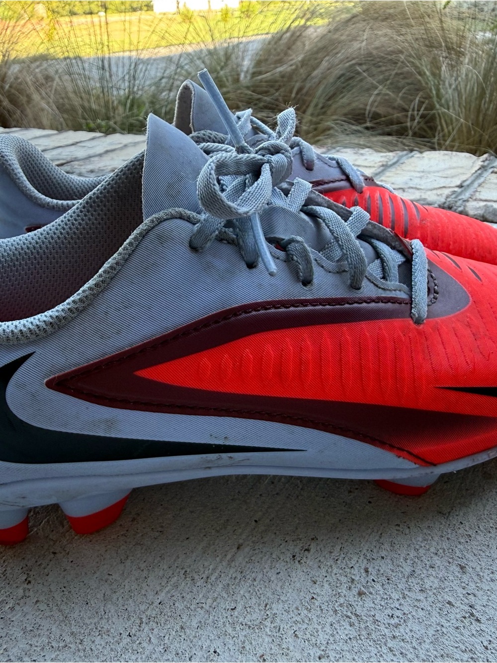 Nike Yourh Gray and Red Athletic Soccer Cleats